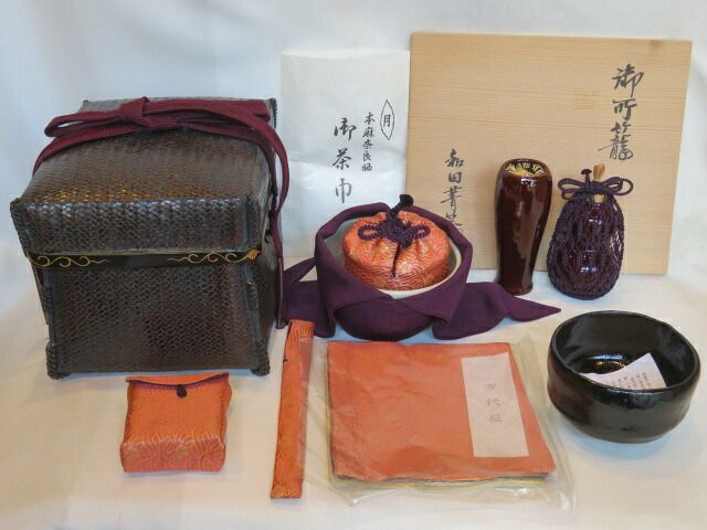 十二月◇特売品）竹籠師 和田菁竺作 御所籠 上茶杓と皆具添 〔野点