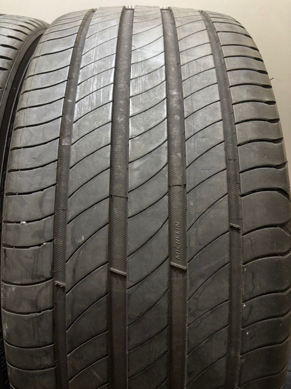 225 45 R 21 e PRIMACY 22年製 夏タイヤ サマータイヤ 4本 クラウン クロスオーバースポーツ 南8 L 25