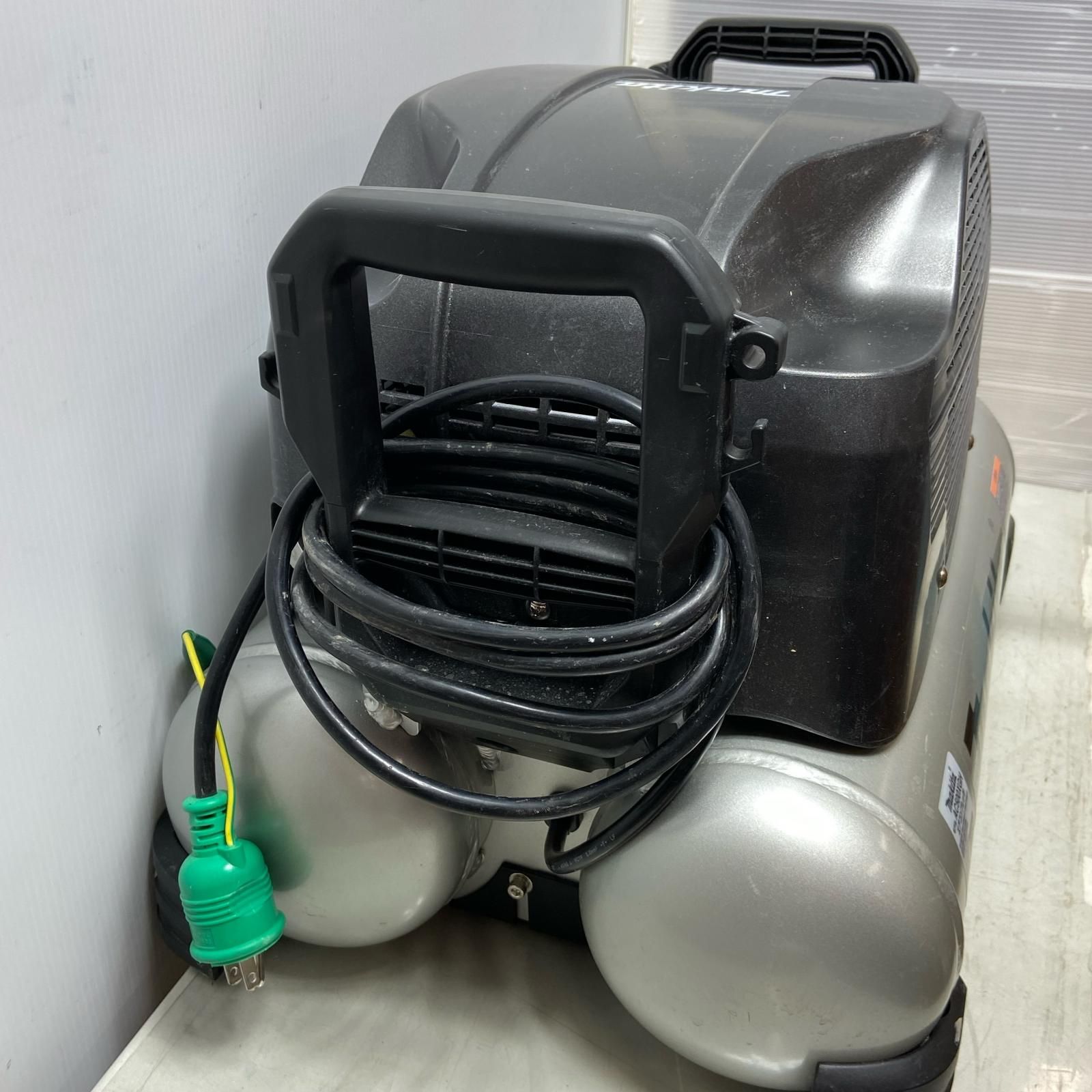 高圧 エアコンプレッサ