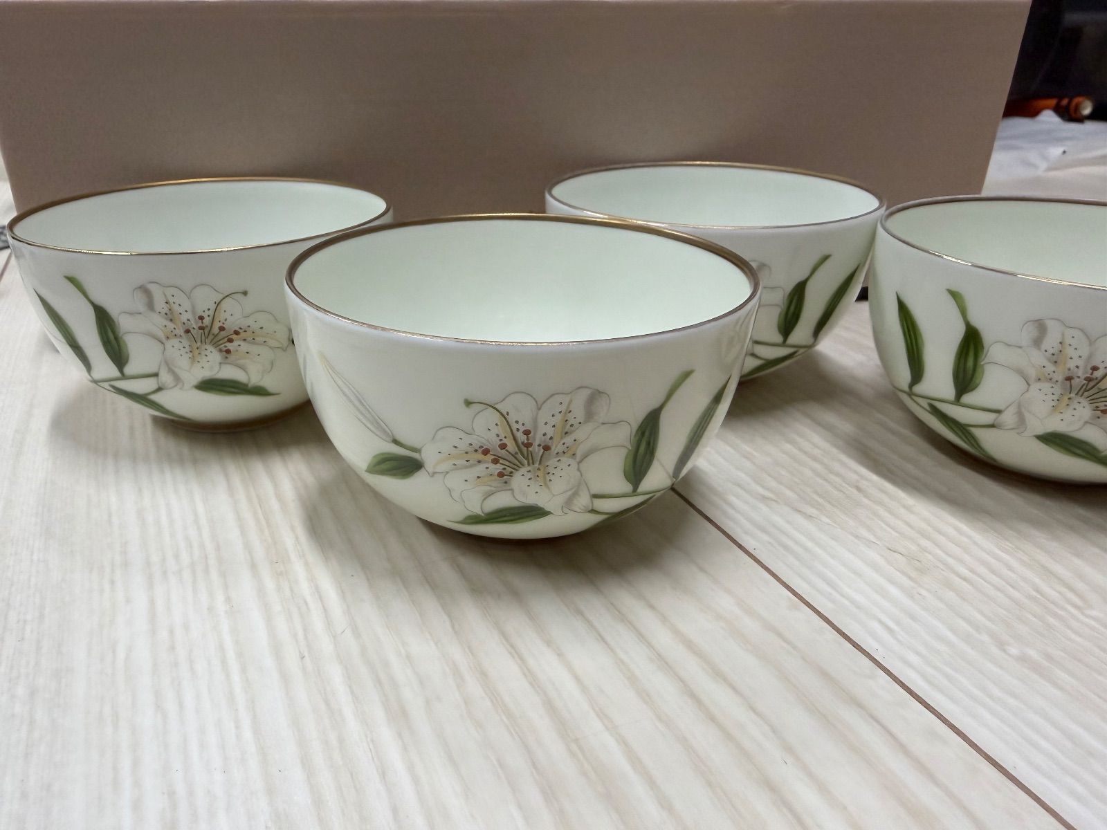 深川製磁 君島一郎 カップ 百合 茶碗 湯呑み デザートカップ 小鉢 金彩