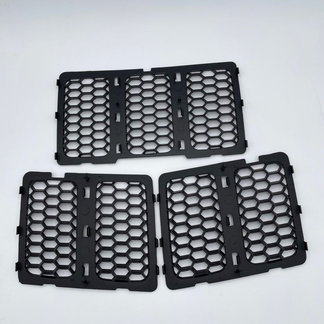 10 18年グランドチェロキー用マットブラックインナーグリルカバー