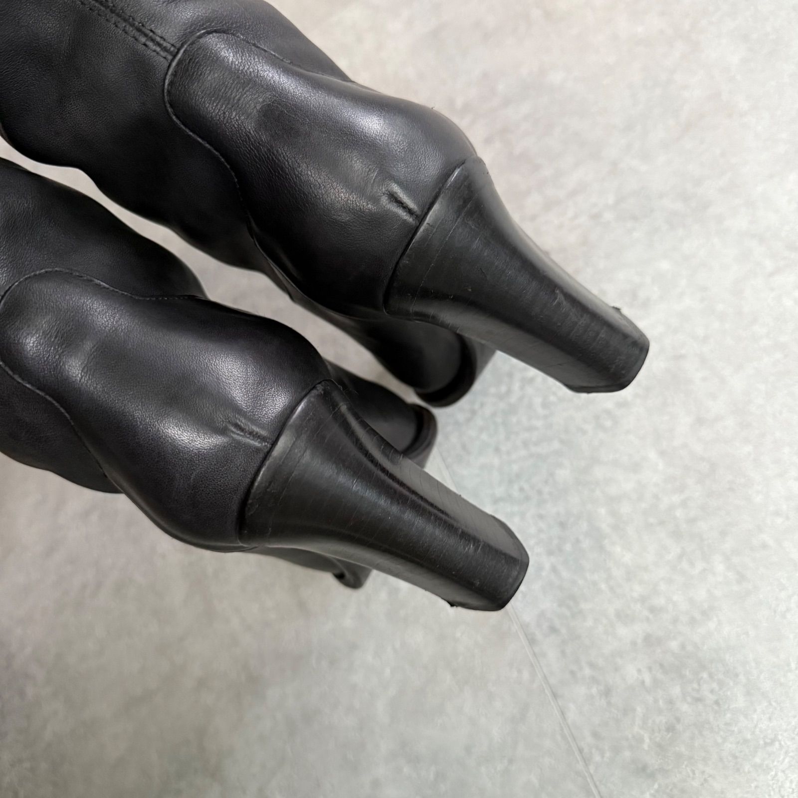 LOUIS VUITTON ルイヴィトン LV ロゴ金具 ベルト レザーブーツ