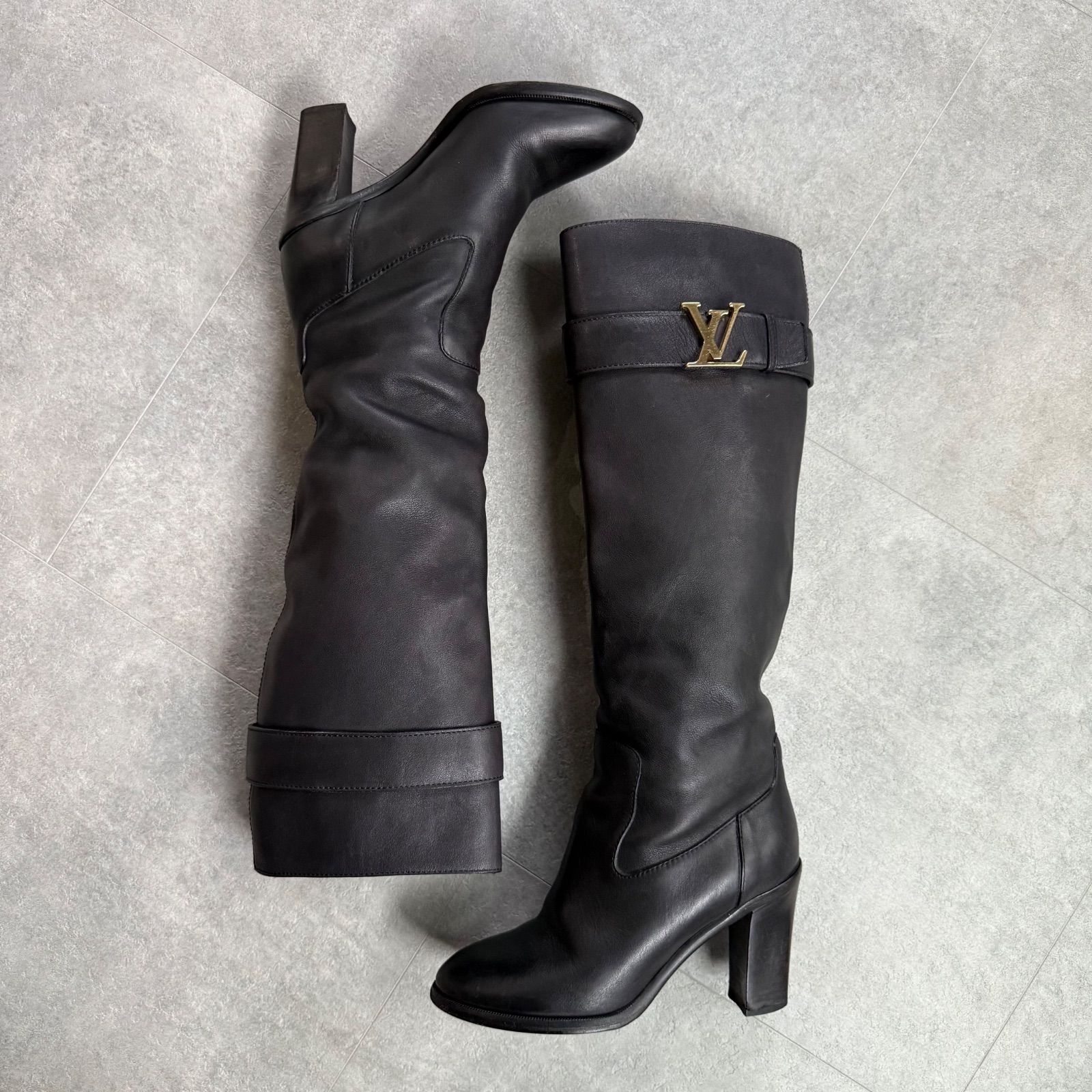 LOUIS VUITTON ルイヴィトン LV ロゴ金具 ベルト レザーブーツ