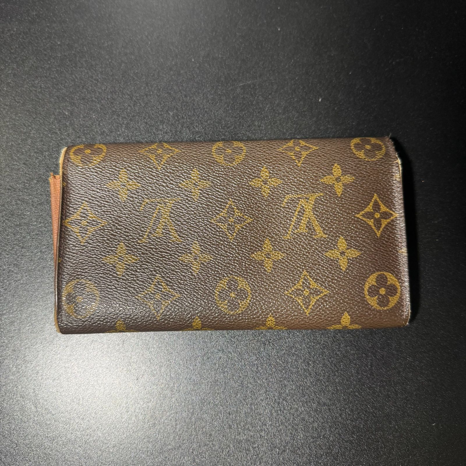 クレディ長財布