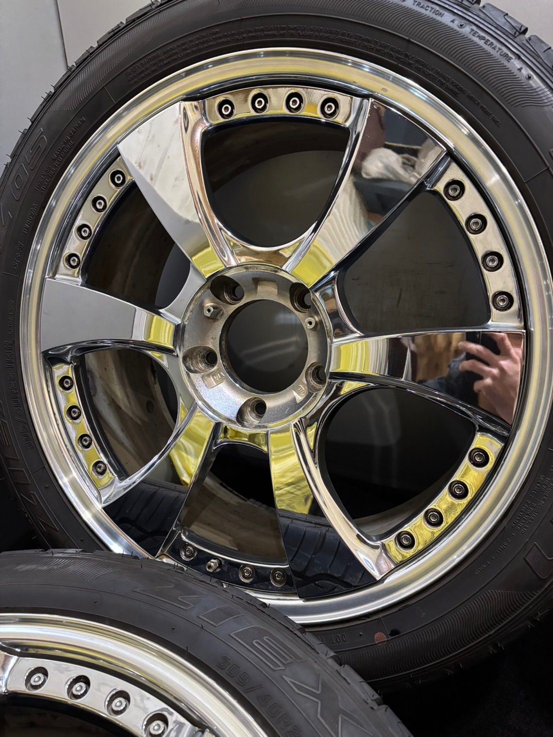 305 40 R 22 FALKEN ZIEX S TZ 05 スーパースター 22インチ 10 J 59 150 5 H 夏タイヤ 4本 ランクル 100 200 LX 1 L 28