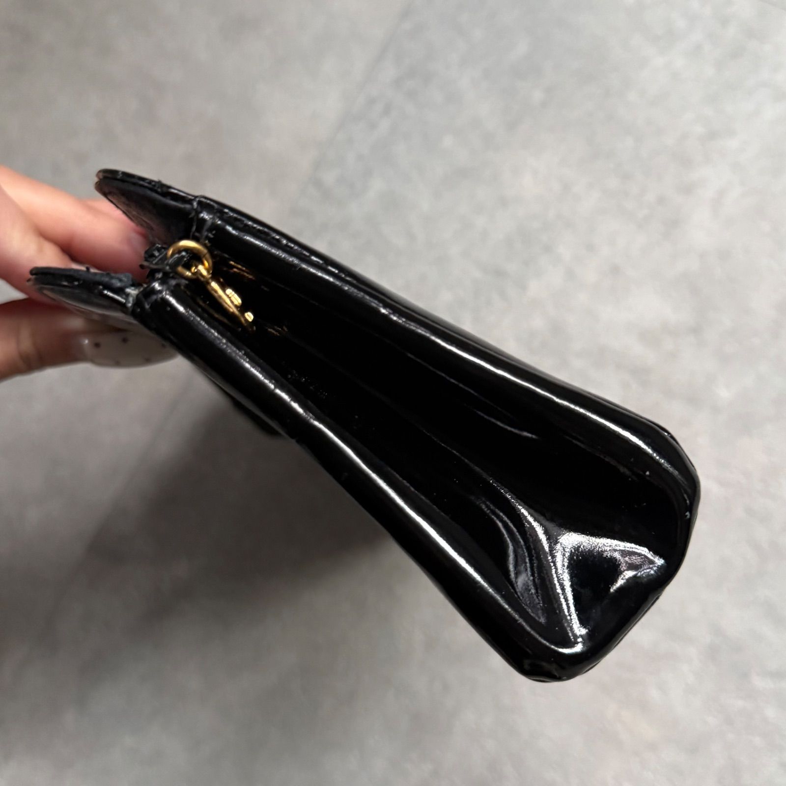 シャネル ポーチ レザー ココマーク ゴールド金具 ブラック シリアル 