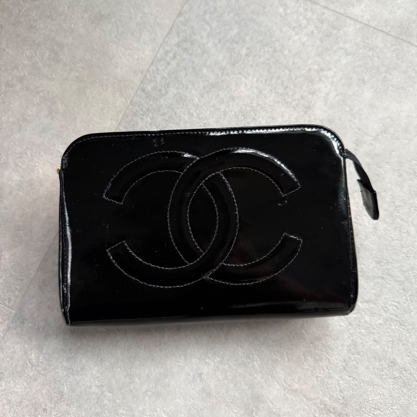 希少品 CHANEL シャネル ココマーク ポーチ 黒 ゴールド金具 パテント