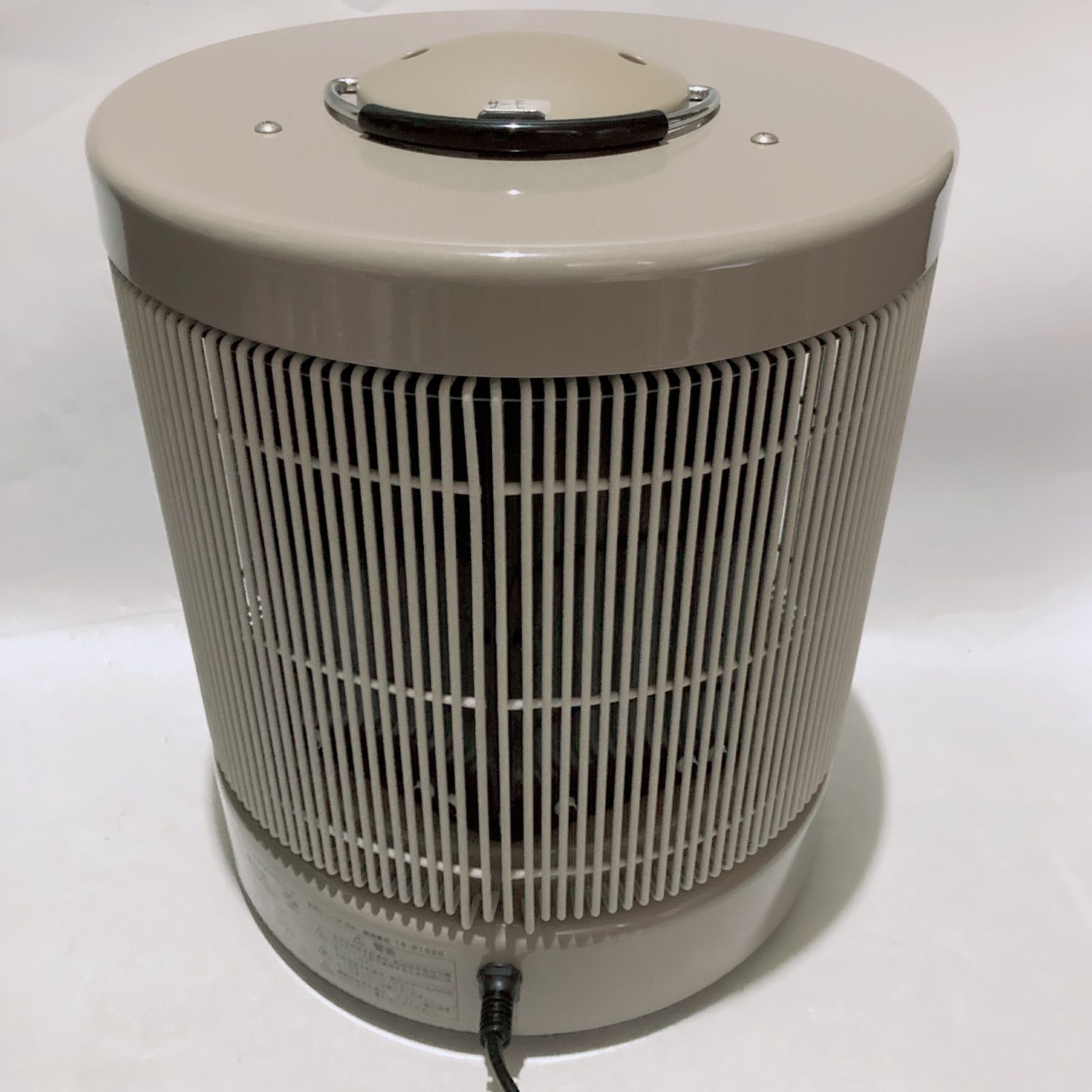 談話室 パネルヒーター 円筒形電気ヒーター 500W/1000W 暖話室1000型」の