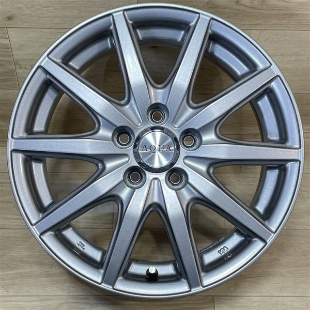 プリウス カローラスポーツ カローラツーリング 等 アクア 6 15 45 5 H 100 15インチ ホイール 4本セット 009