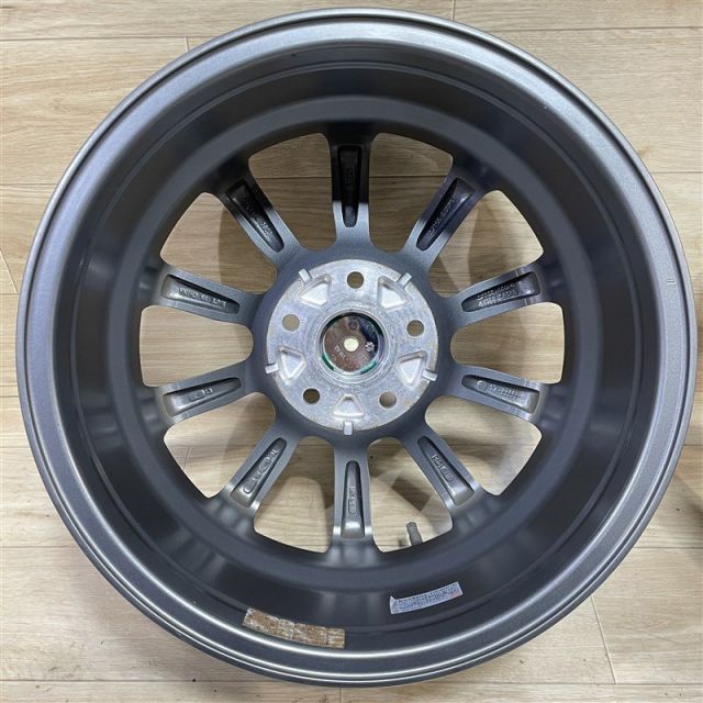 16インチ ホイール