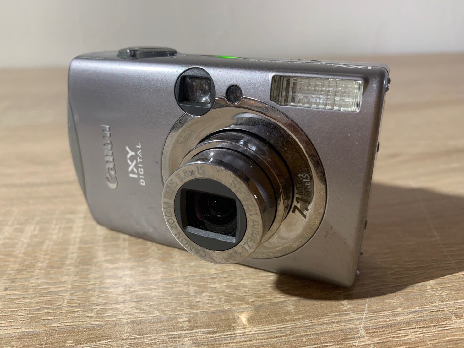 t*i様 人気❣️Canon IXY 150 コンパクトデジタルカメラ シルバー Amazon.co.jp: Canon デジタルカメラ IXY150 シルバー 光学8倍ズーム