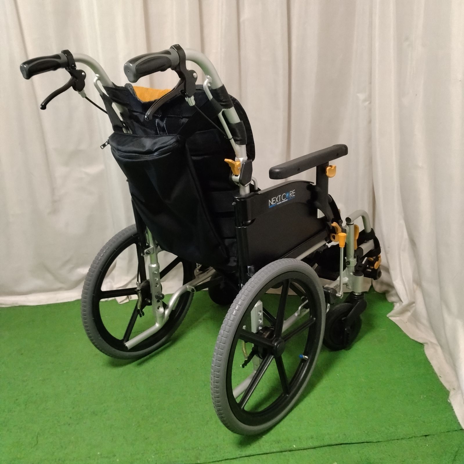 WC ネクストコア アジャスト NEXT-61 B スリム 軽量 matsunaga まつなが マツナガ 介助式 介助型 車椅子 車イス 車いす 洗浄|消毒済 介護