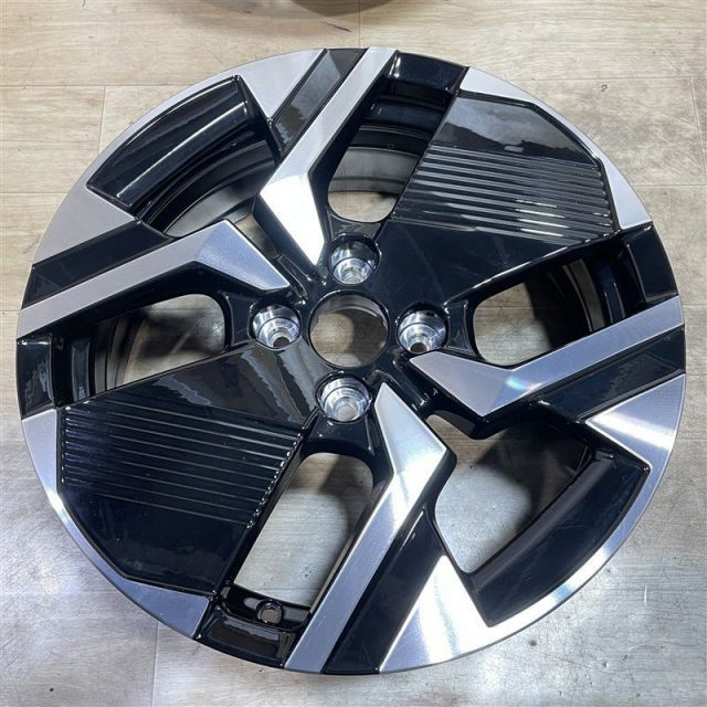 17インチ ホイール