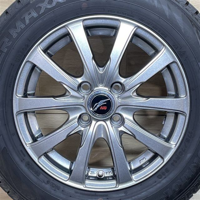 ヤリス ヴィッツ アクシオ 80シエンタ 等 FANG 5 14 38 4 H 100 ダンロップ WM 02 175 70 R 14インチ スタッドレス 009