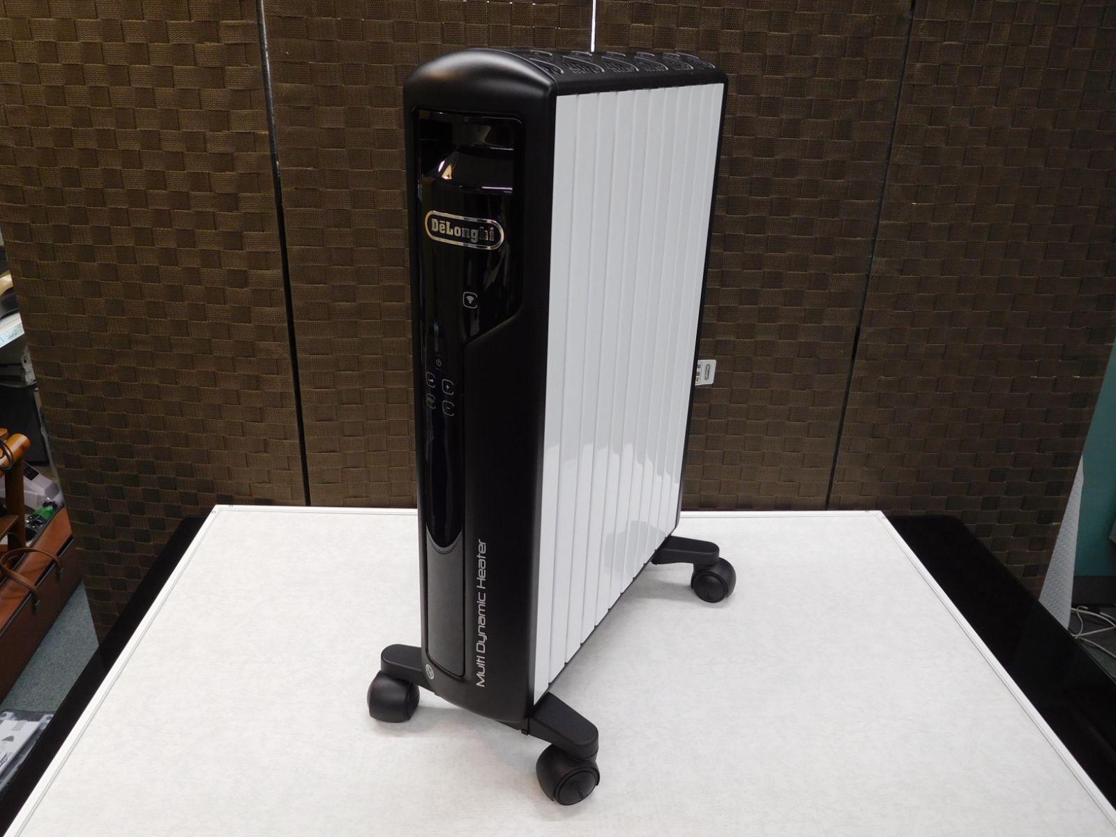 DeLonghi デロンギ マルチダイナミックヒーター -BK M 0653