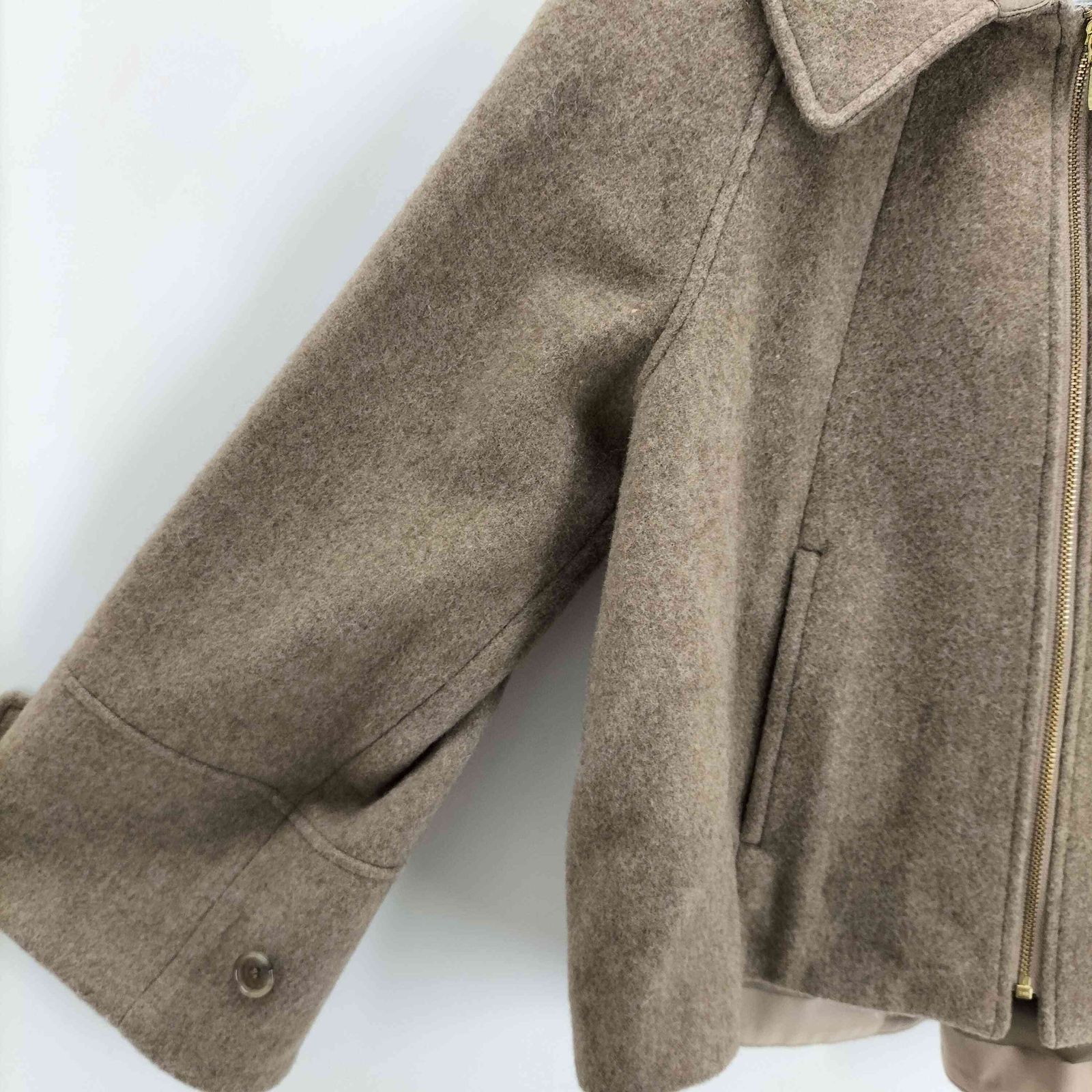 way フロントジップコート