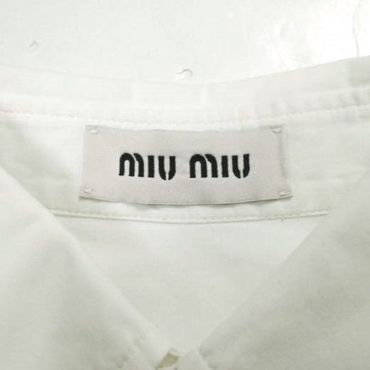 MIU MIU ミュウミュウ ロゴパッチ ボタンダウンシャツ 2024年モデル