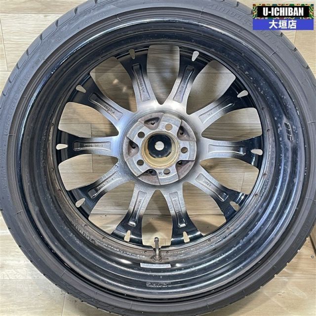 カローラスポーツ 等