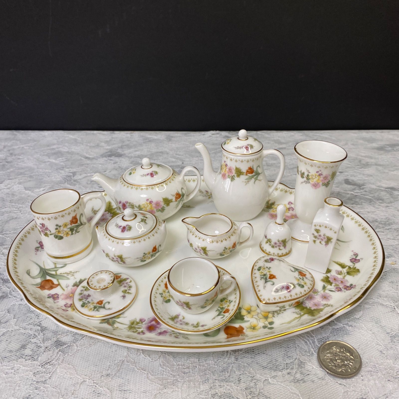 ウェッジウッド　ミラベル　ミニチュアand カップ&ソーサー ウェッジウッド ミラベル ミニチュア ティーセット コーヒーセット