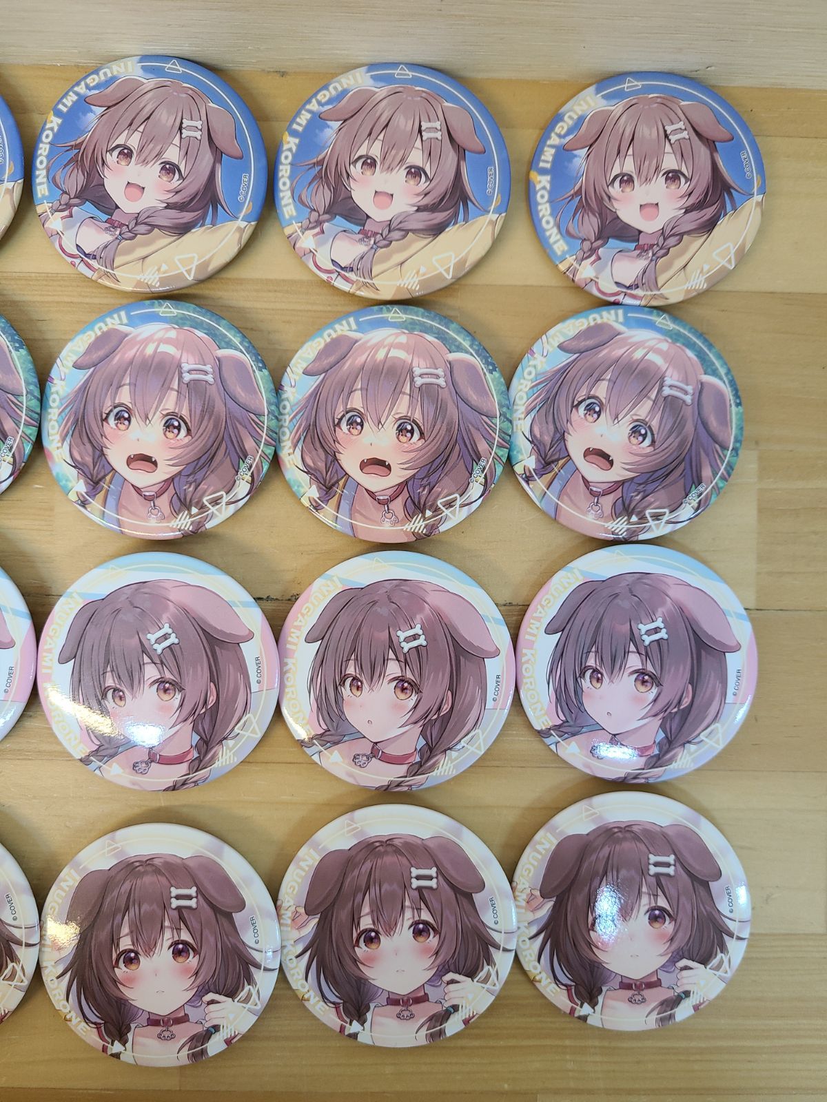  ホロライブ Art Selection 戌神ころね オンリー 缶バッチ 8種 各5点 計40点セット E 4285 001 78 ピンズ ピンバッジ 缶バッジ Vtuber