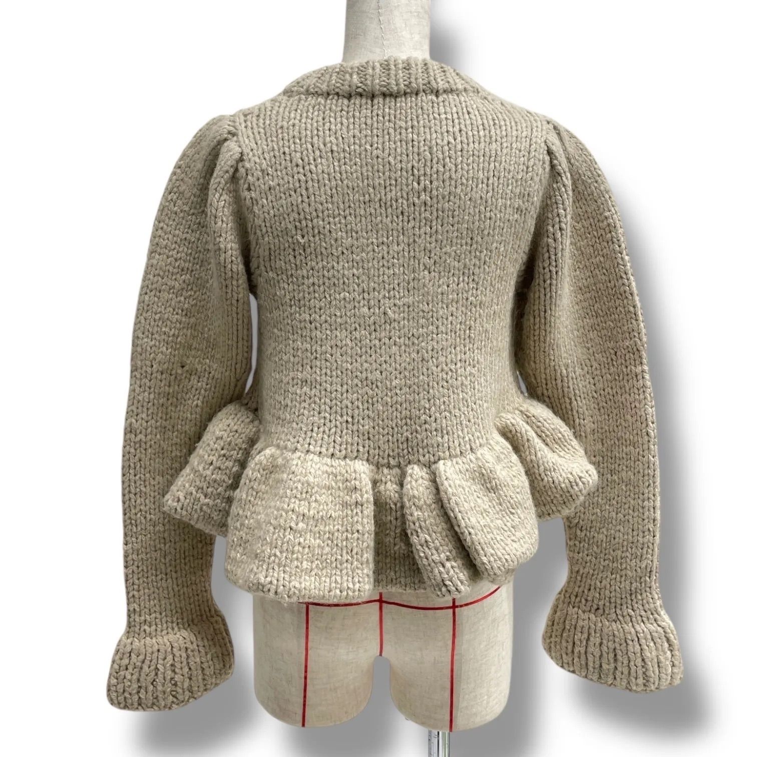 【新品】DONOBAN ハンドメイドパフニット　ホワイト ハンドメイドパフニット（ニット/セーター）｜DONOBAN（ドノバン）の