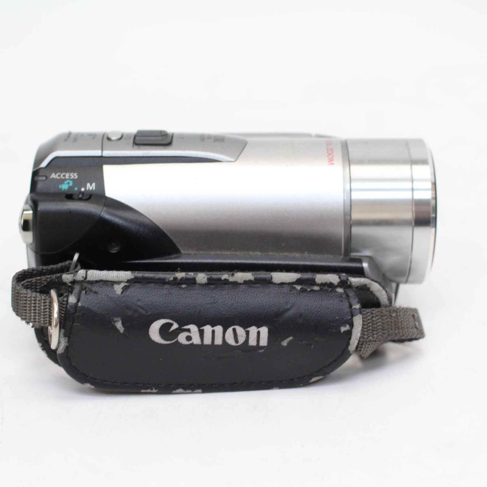 700)Canon フルハイビジョンビデオカメラ iVIS HF M31 シルバー 2010年