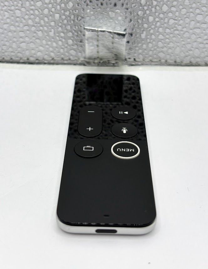 Apple Siri Remote（A1962）／アップル TV用リモコン・中古B - メルカリ