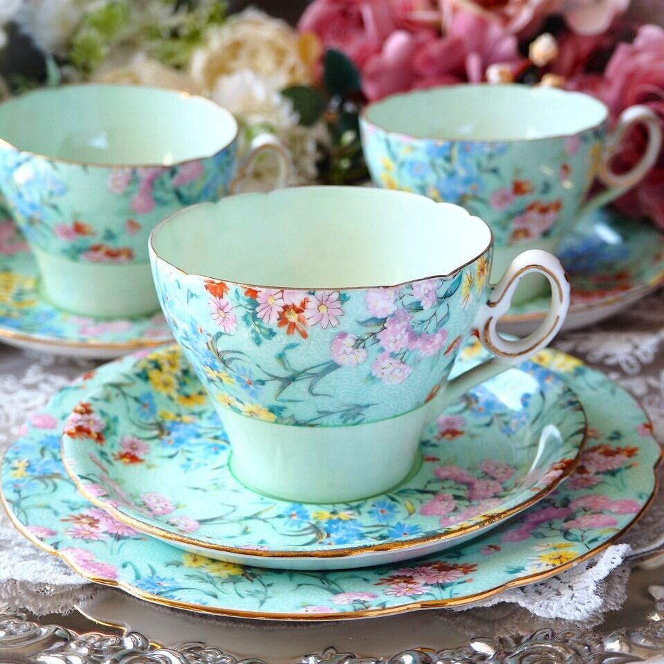 素敵 英国シェリー メロディMelody リム金彩 トリオ１客 カップ＆ソーサー F 6