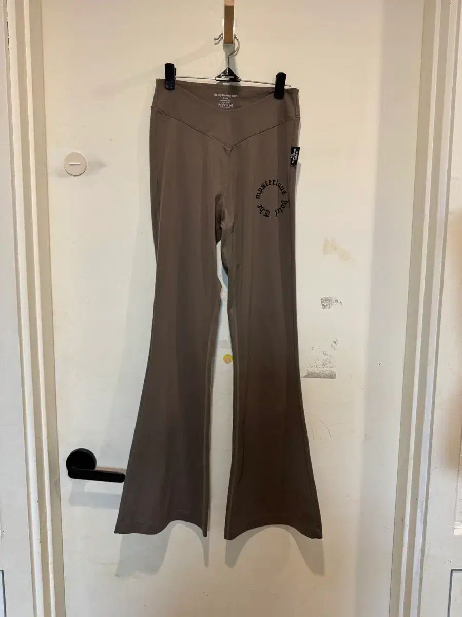 THE MYSTERIOUS HOTEL ザ ミステリアス ホテル 헐리우드 ブーツカット パンツ