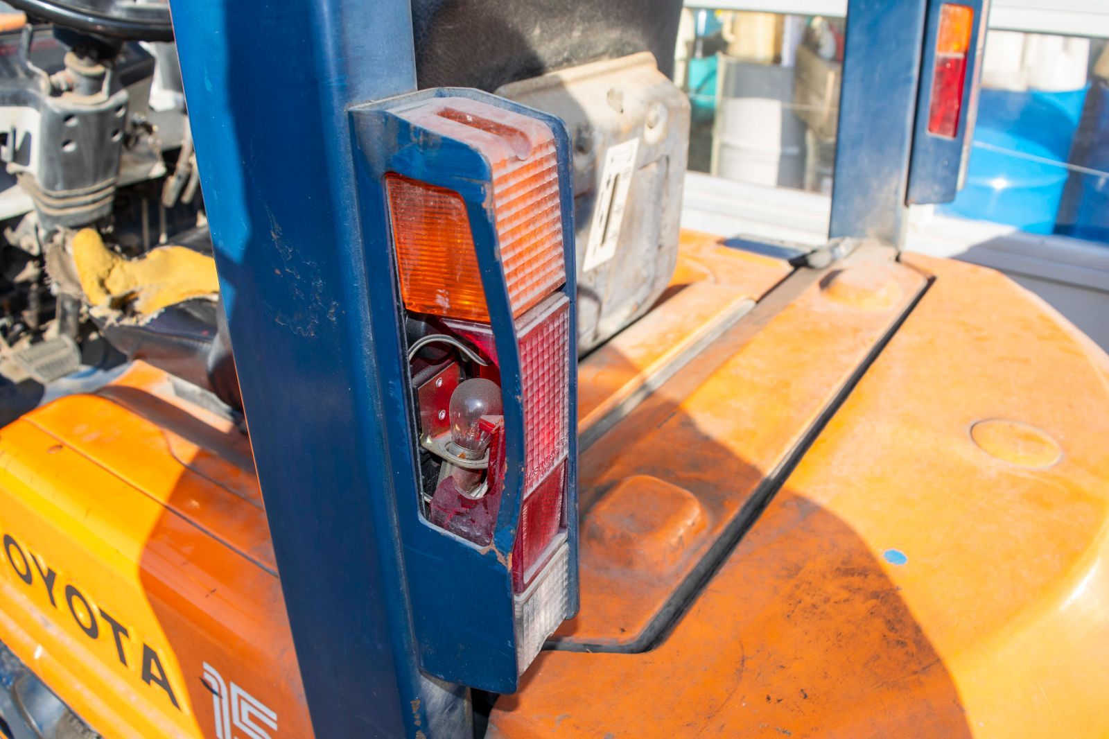 フォークリフト