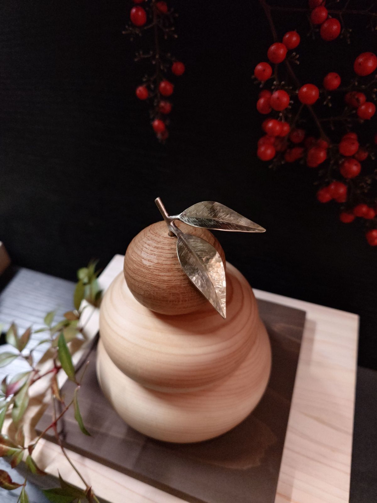 木製鏡餅飾り中の大木箱入り二枚葉タイプ