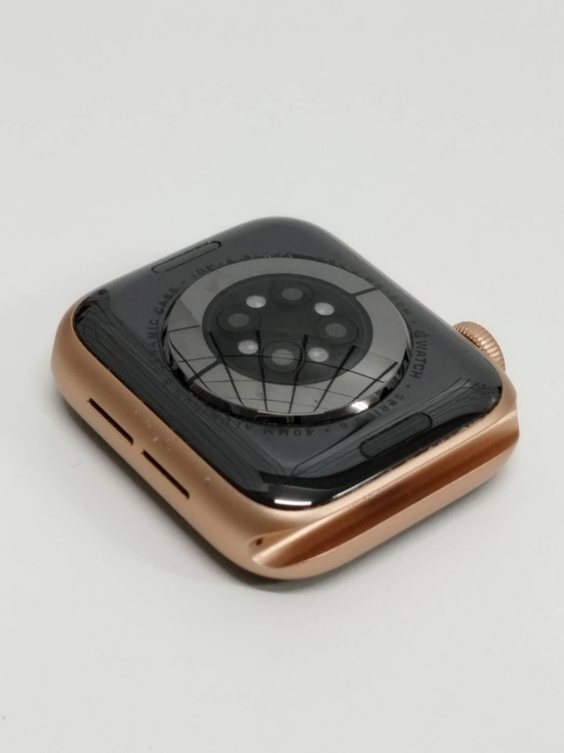 Apple Watch Series 6/GPS/40mm/A2291/ゴールド〈MG123J/A〉 (1 