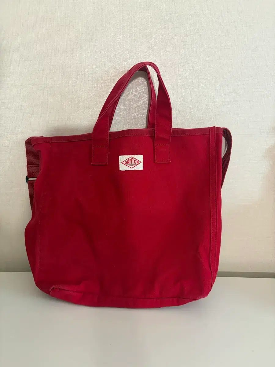 ダントン レッド クロスバッグ