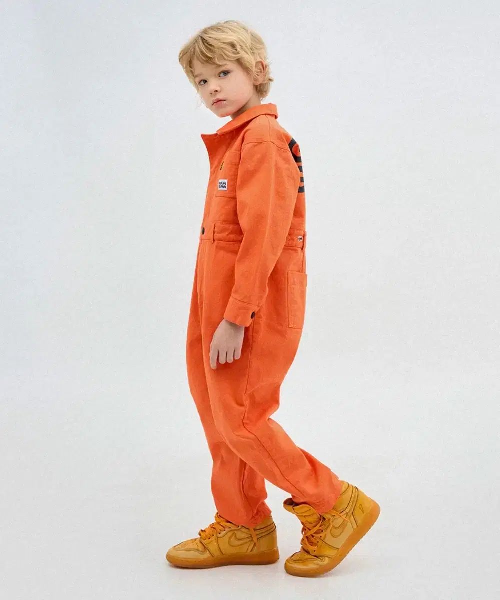 やちむん】夏にぴったり！金城有美子さんのレインボーカラーの器、2枚