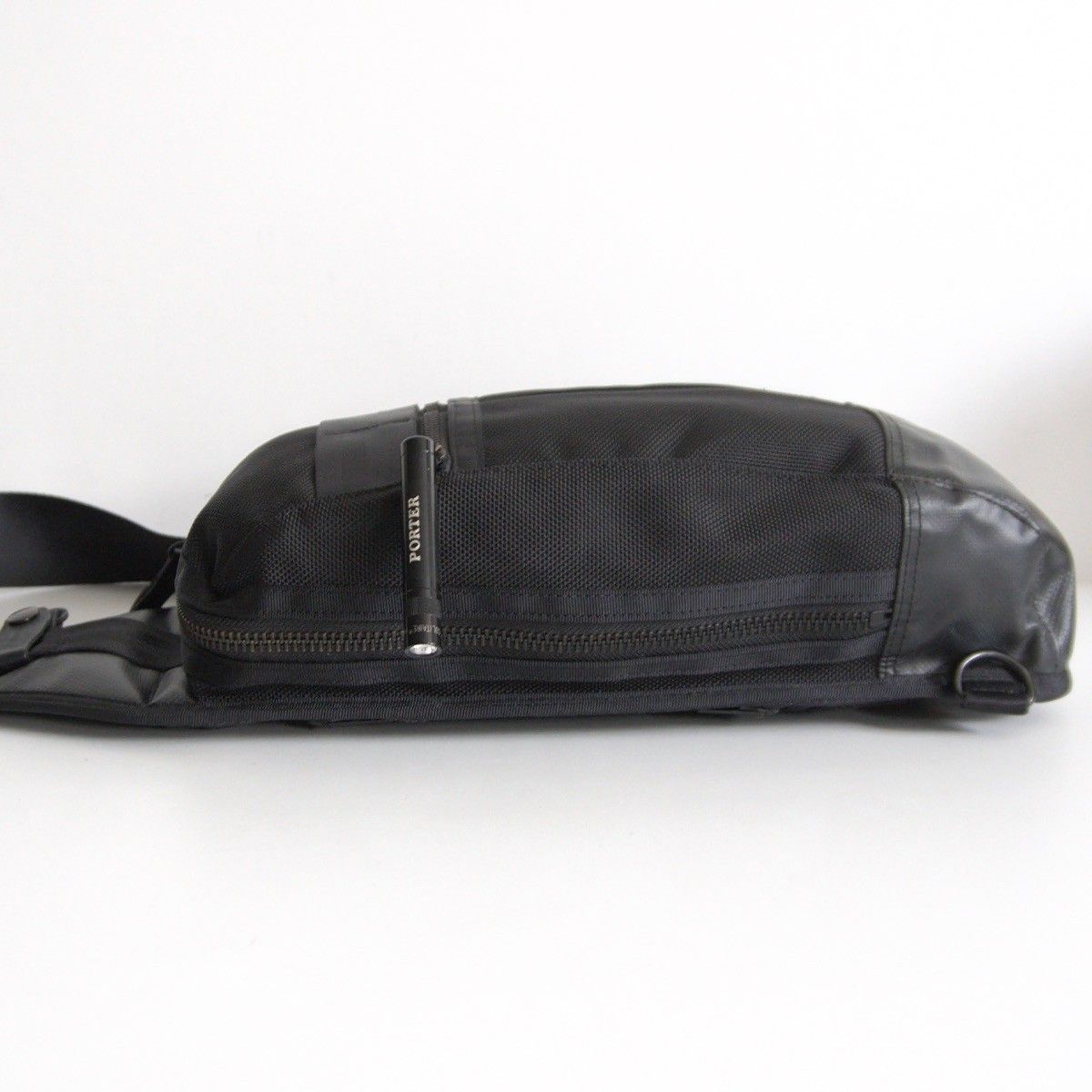 美品】PORTER 【ヒート スリングショルダー】 ポーター ブラック