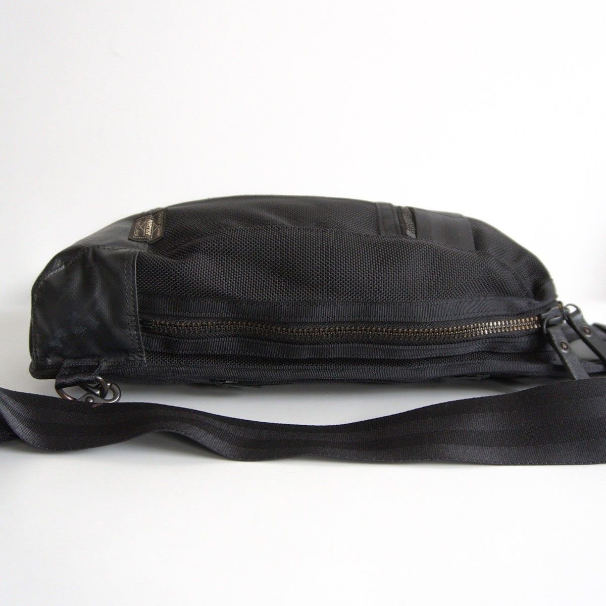 美品】PORTER 【ヒート スリングショルダー】 ポーター ブラック