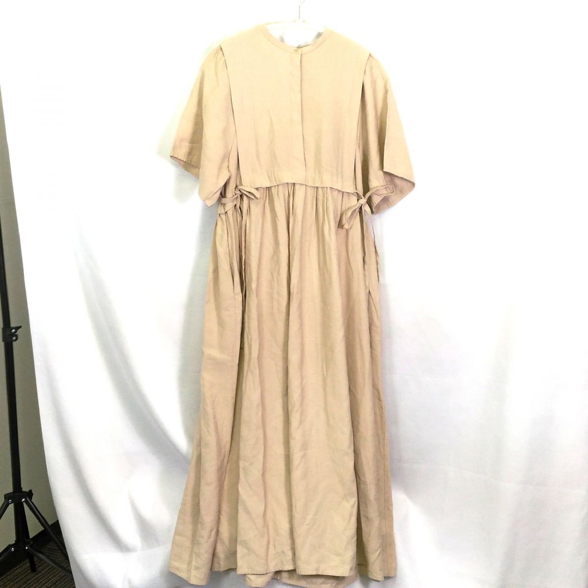 A part by lowrys アパートバイローリーズ RYNY レイヤードフウ半袖ワンピース ベージュ Mサイズ 〇