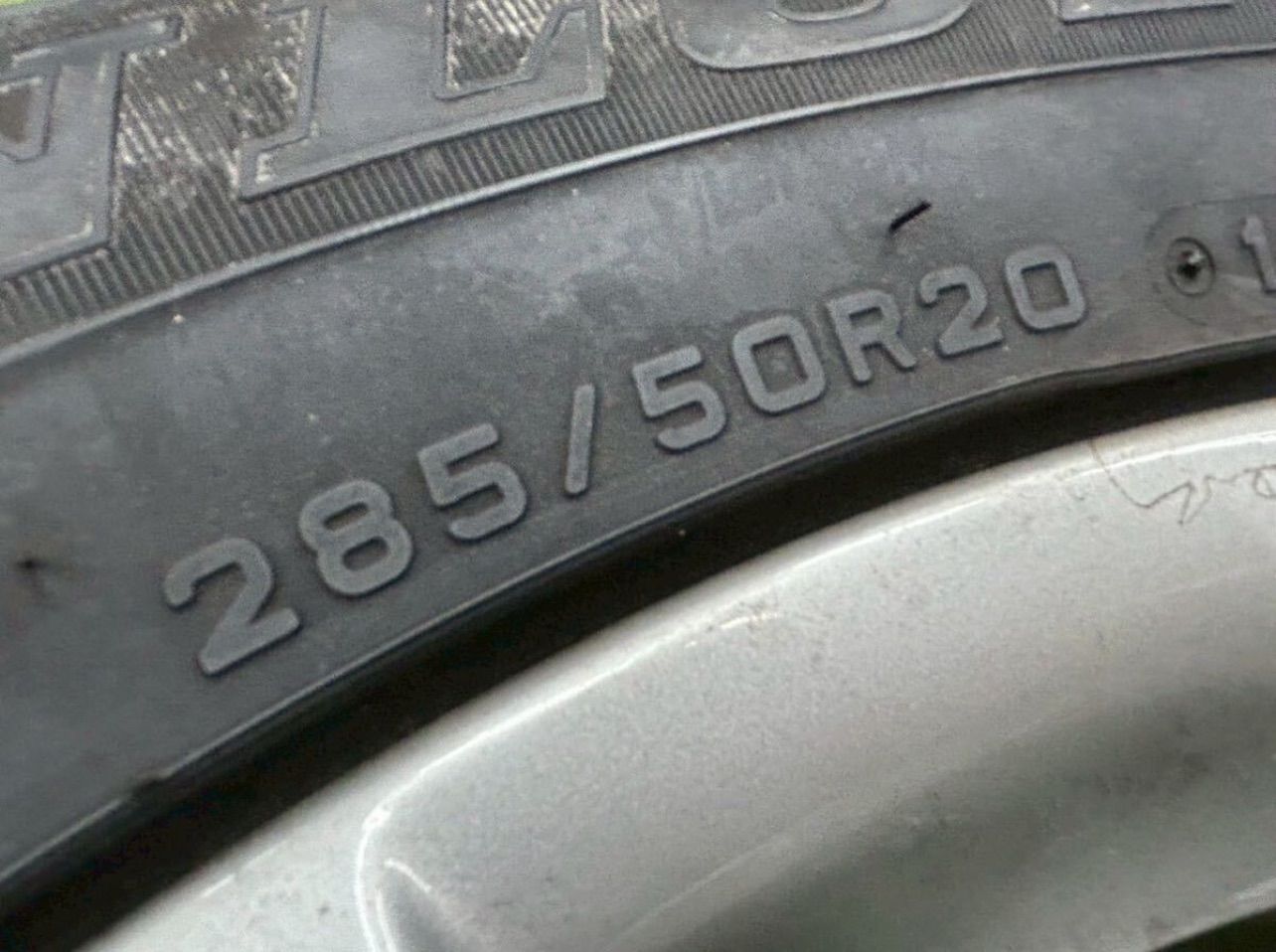 258 228 02 ランドクルーザー 200 中期 アルミホイール 20インチ 8 5 J PCD 150 5穴 ET 60 ランクル200 ダンロップ PT 2 A GRAND TREK