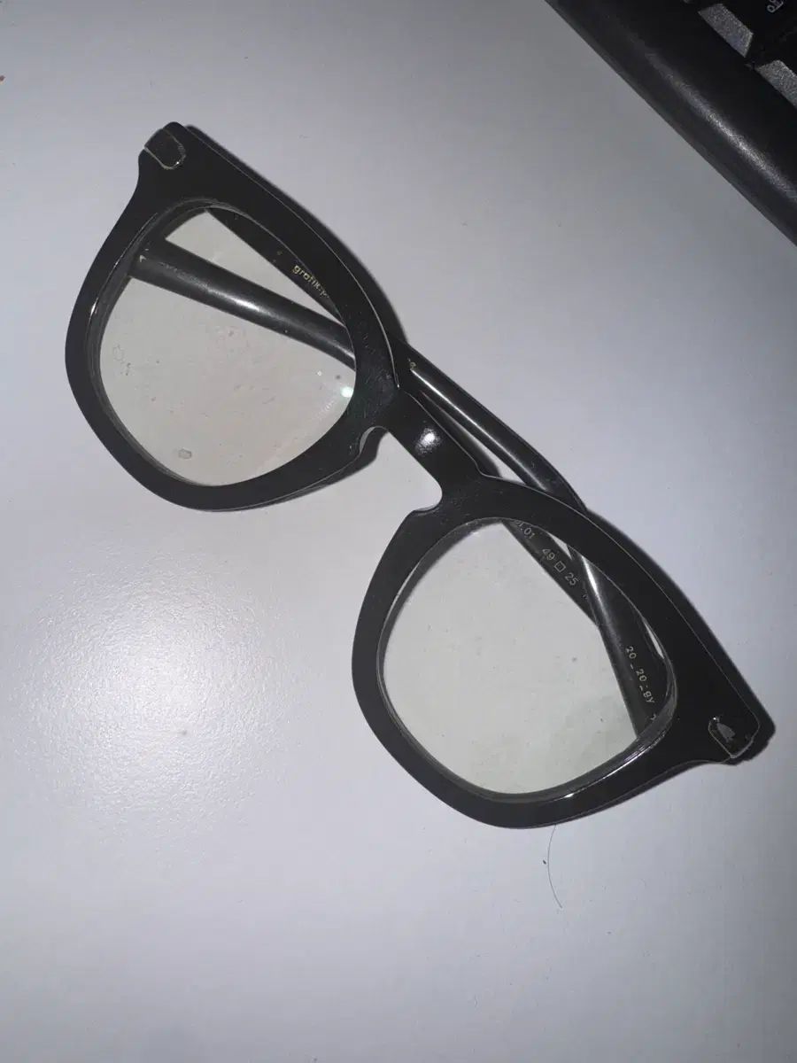 グラフィックプラスチックxイェロービ 1920