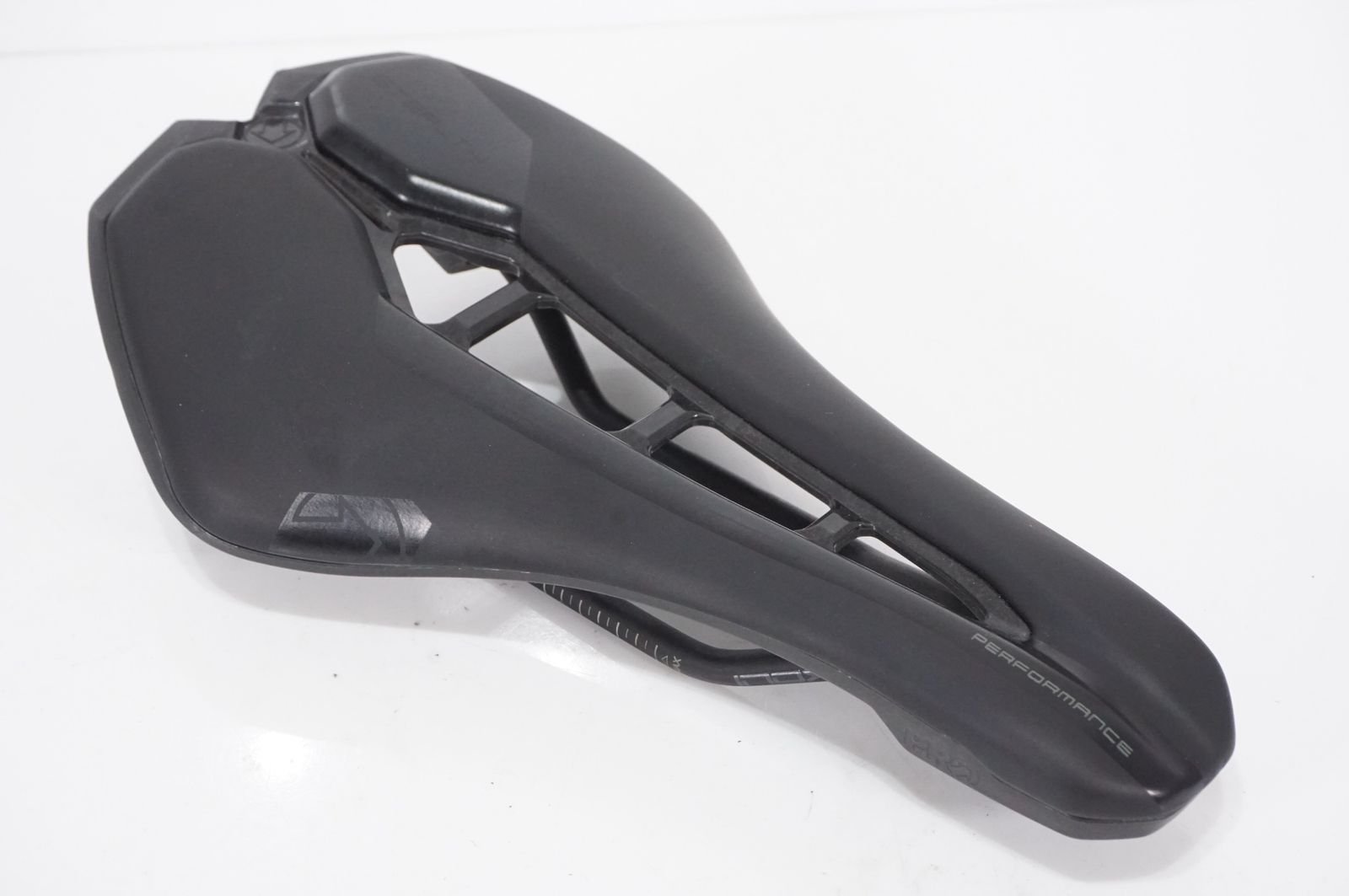 SHIMANO シマノ PRO STEALTH PERFORMANCE サドル バイチャリAKIBA店