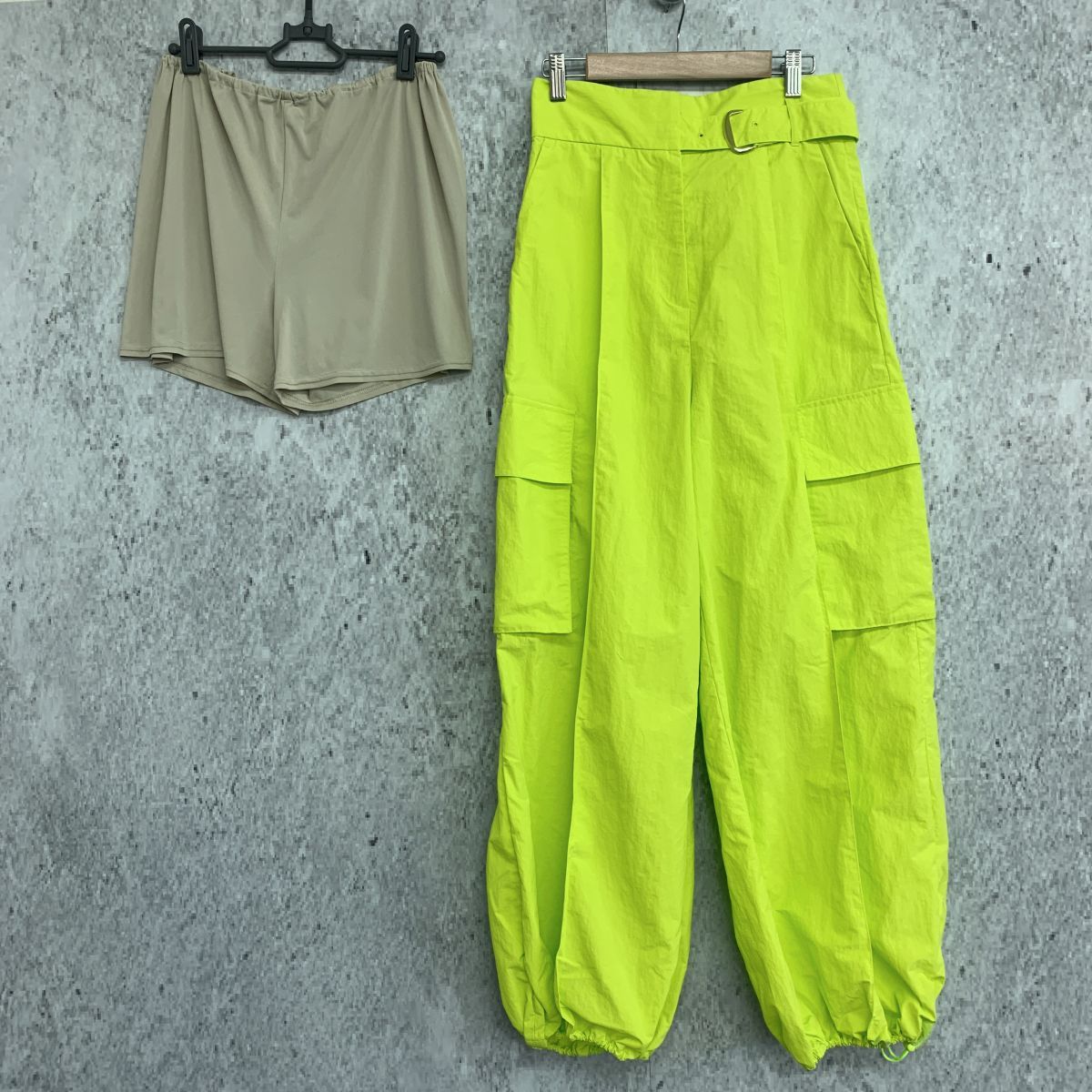 アダムエロぺ 【サステナブル】リサイクルナイロンパラシュートパンツ グリーン ADAM ET ROPE アダムエロぺ サステナブル リサイクル ナイロン