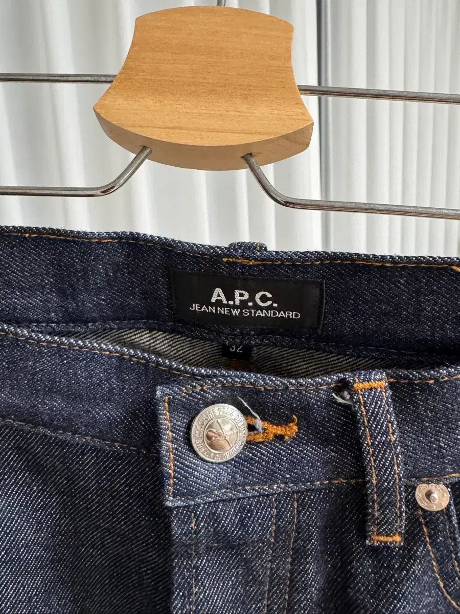 A.P.C. NEW STANDARD PETIT 32サイズ - New | A.P.C リジット Standard