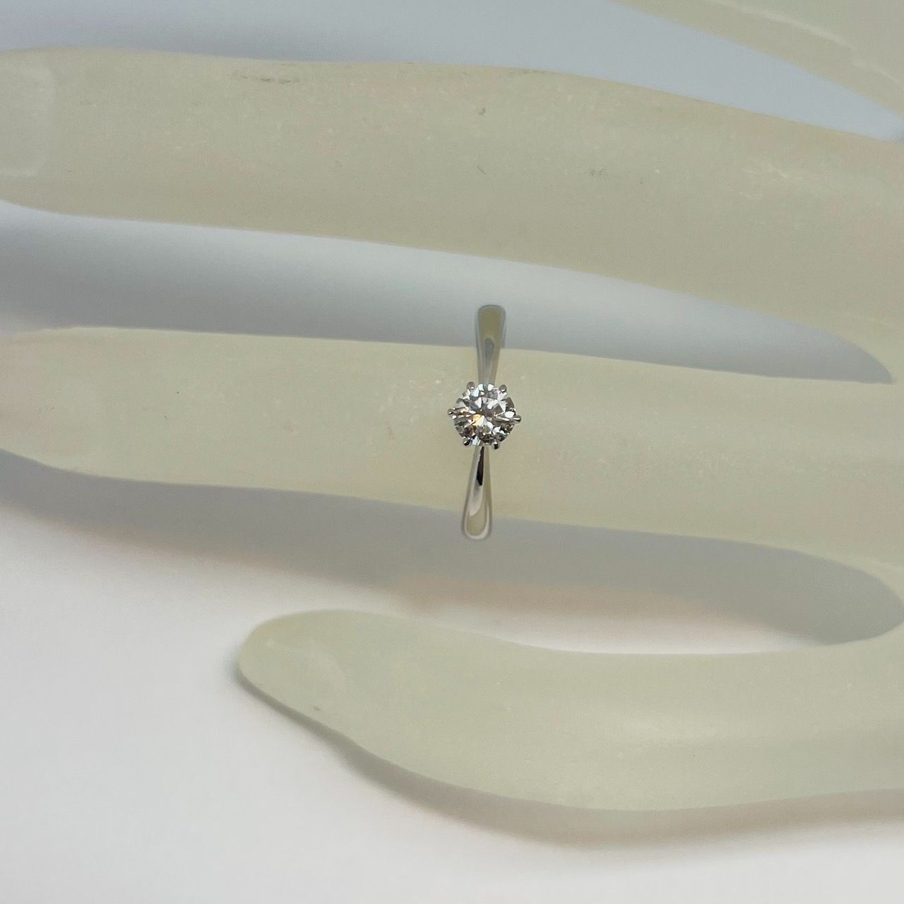 鑑定書あり Pt 900 リング ダイヤモンド 0 30 ct 2 7 g 約7号