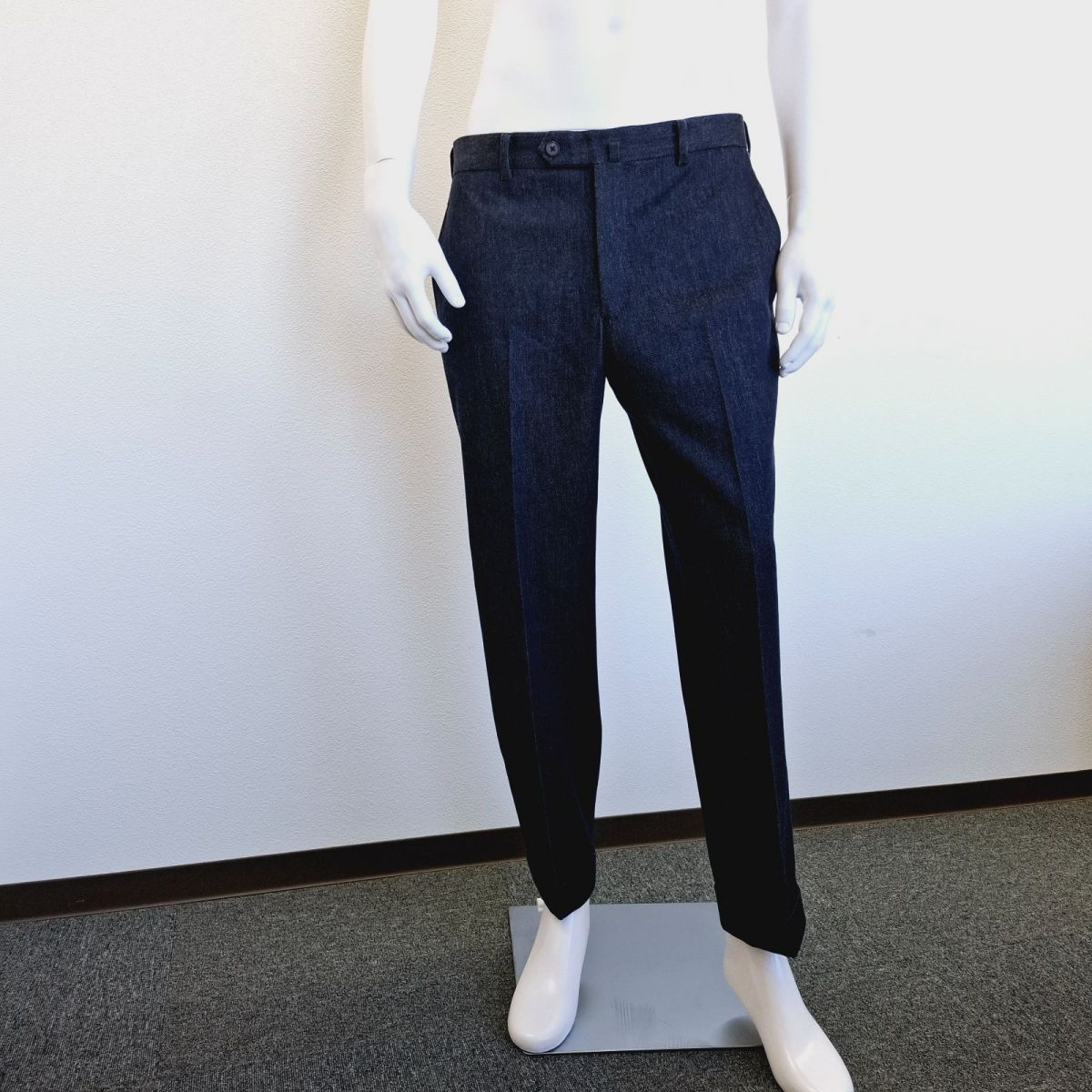 Ermenegildo Zegna ズボン ジーンズ生地 エルメネジルド ゼニア メンズ 男性 デニム