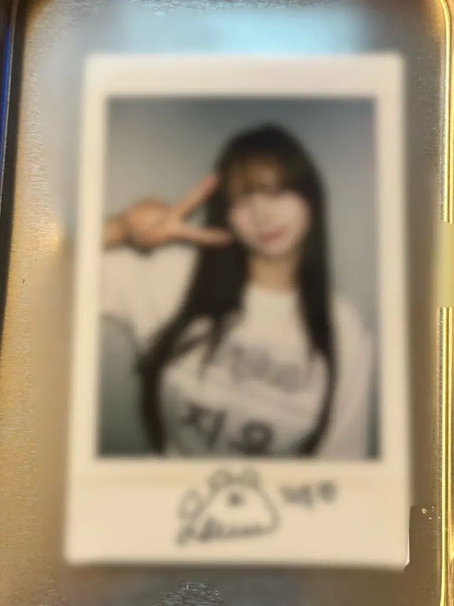 tripleS イージー ジウ(JIWOO) アユクデ サイン入りチェキ サイン入り