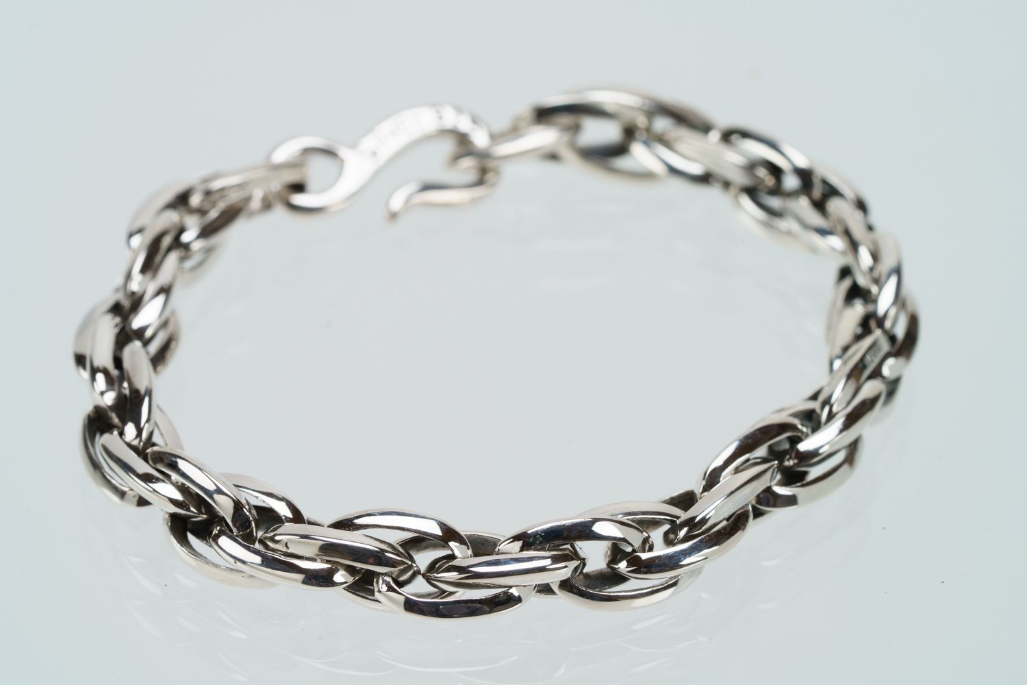 螺旋が導く気品と力強さ 重厚シルバー925ダブルスクリューチェーンブレスレット