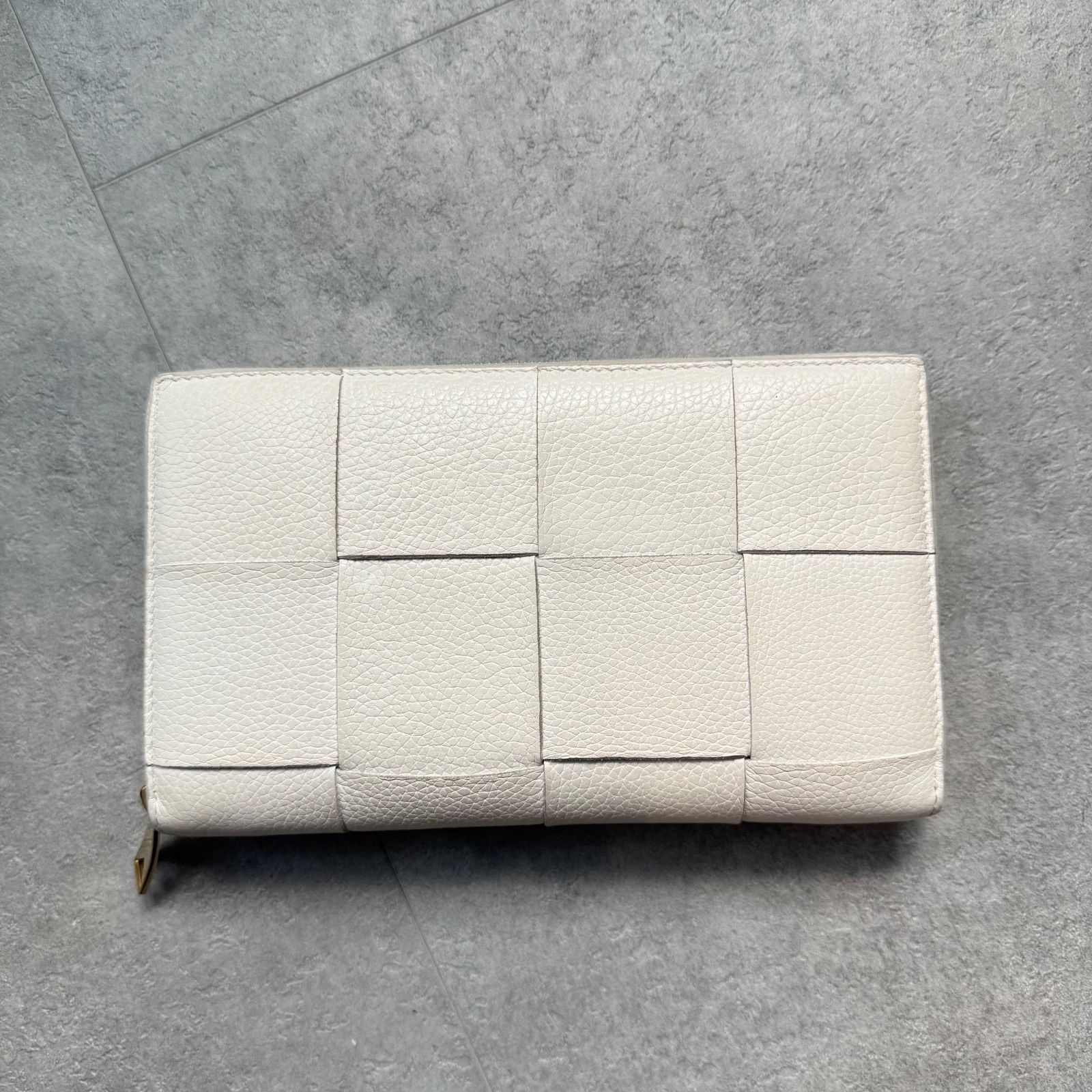 BOTTEGA VENETA ボッテガヴェネタ ラウンドファスナー長財布 カセット