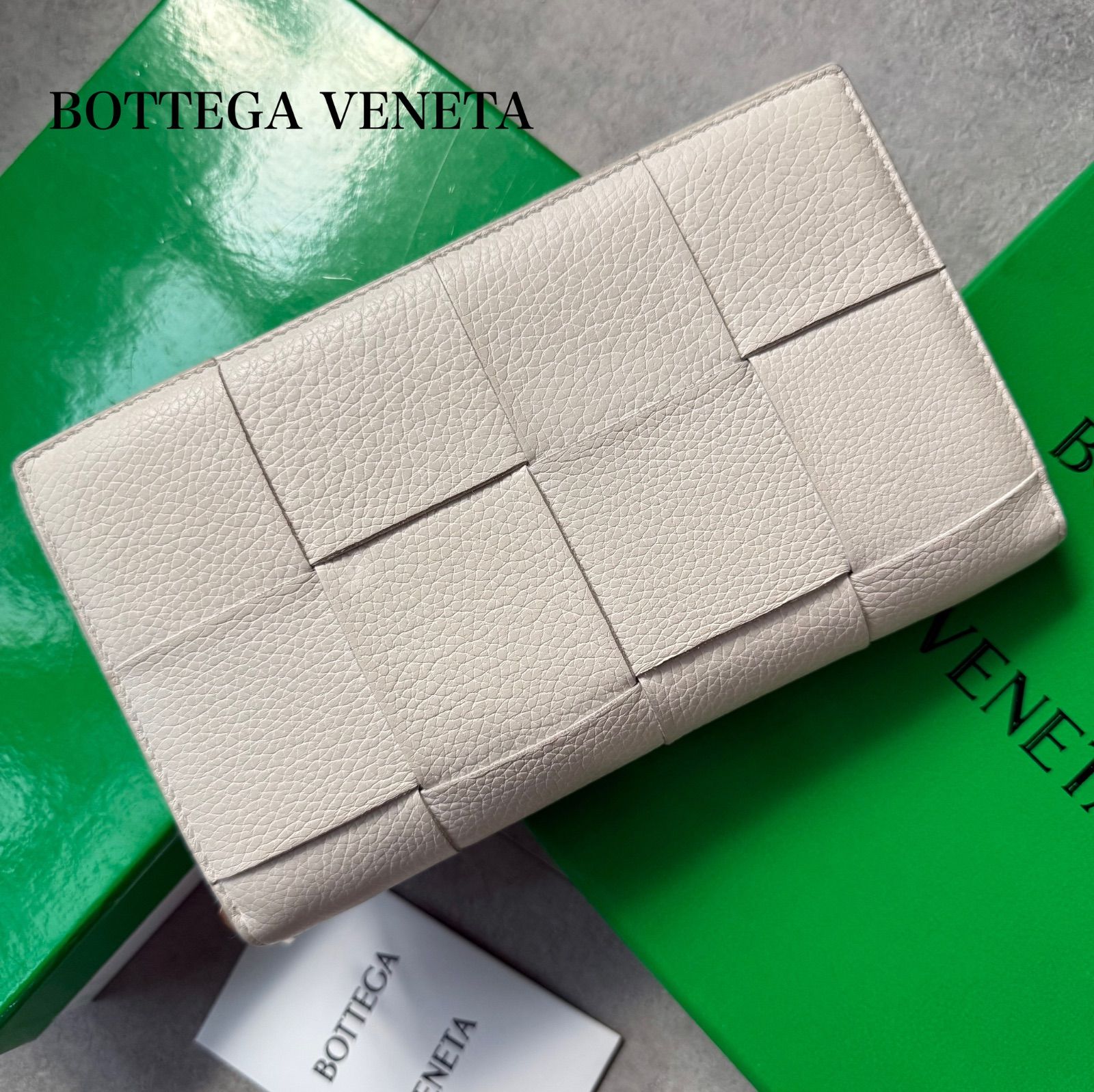 BOTTEGA VENETA ボッテガヴェネタ ラウンドファスナー長財布 カセット