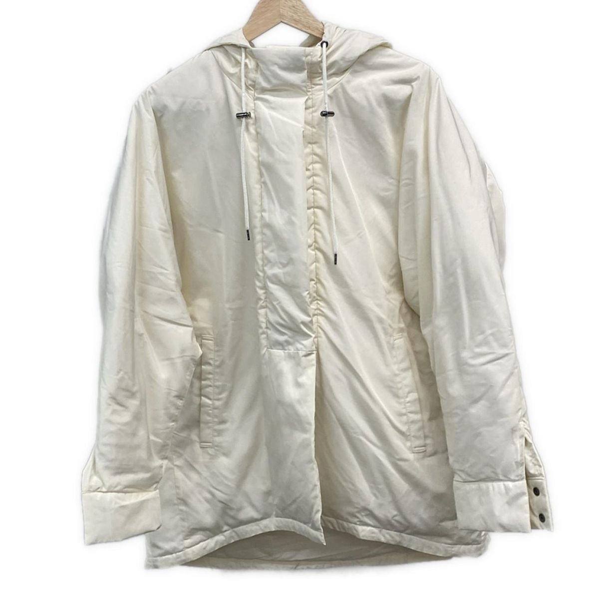 L EQUIPE YOSHIE INABA レキップ ヨシエイナバ ダウンコート サイズ38 M レディース - 白 長袖 ジップアップ 冬