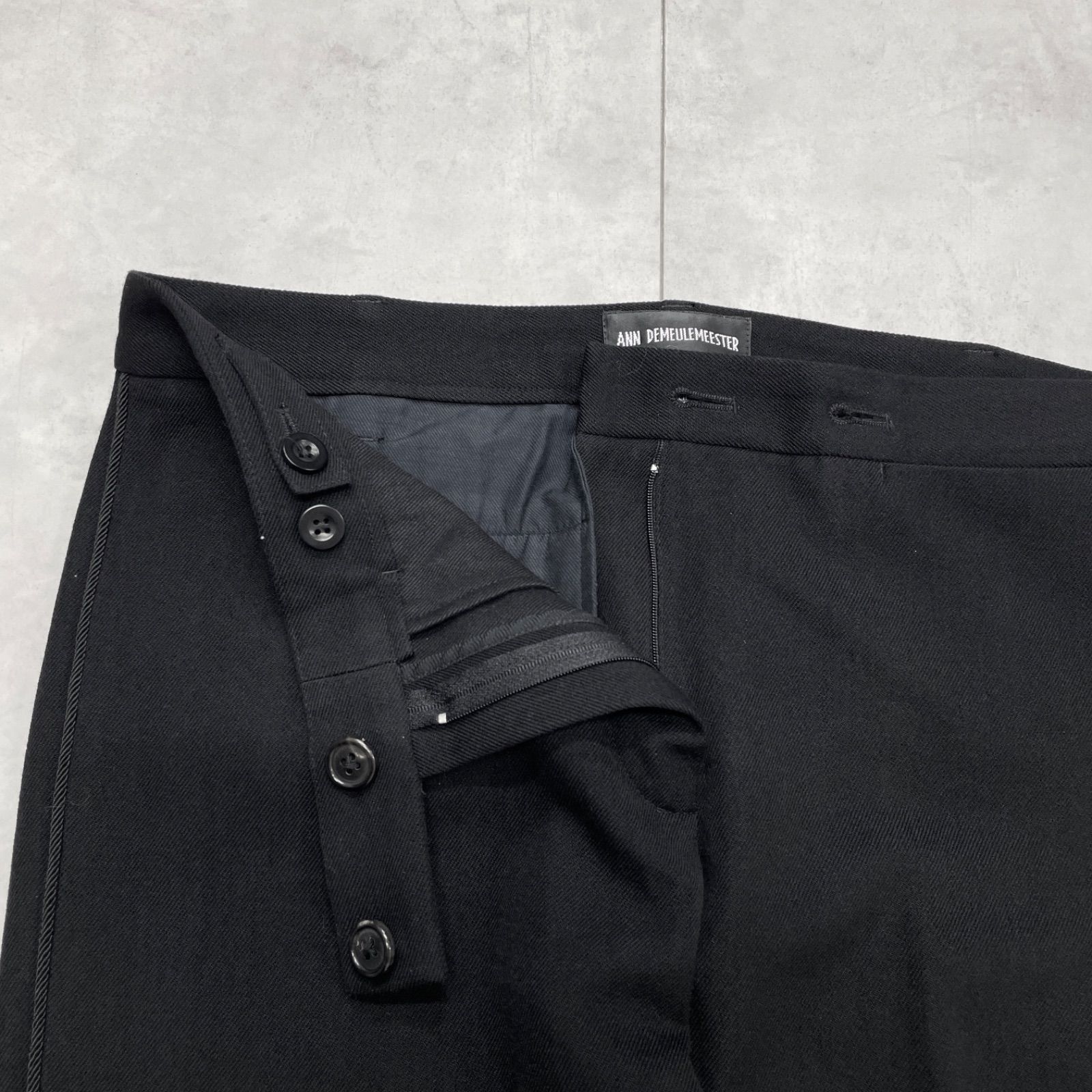 ANN DEMEULEMEESTER アンドゥムルメステール パンツ スラックス 側章